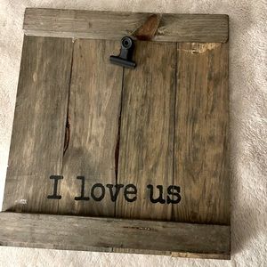 Rustic ‘I love you’ frame